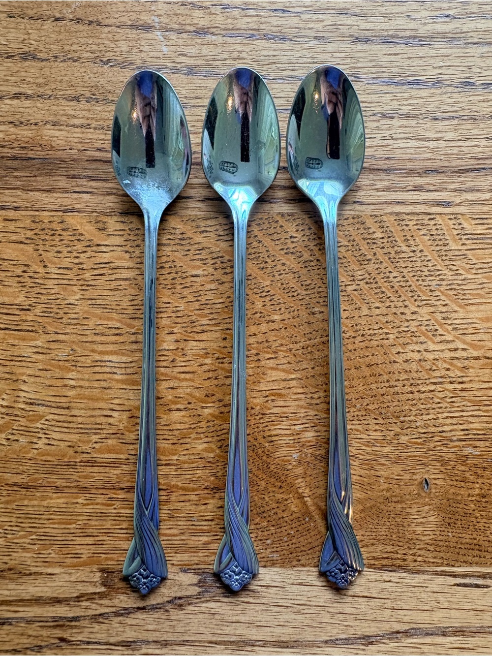 Oneida Katrina Stainless Steel iced tea spoons - Set of 3- preloved